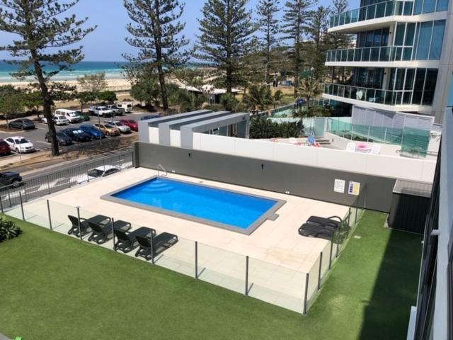 Apartment Kirra Waves